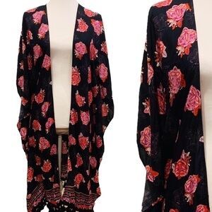 NWT Ella Moon Black Floral Fringed Kimono | Sz. M
